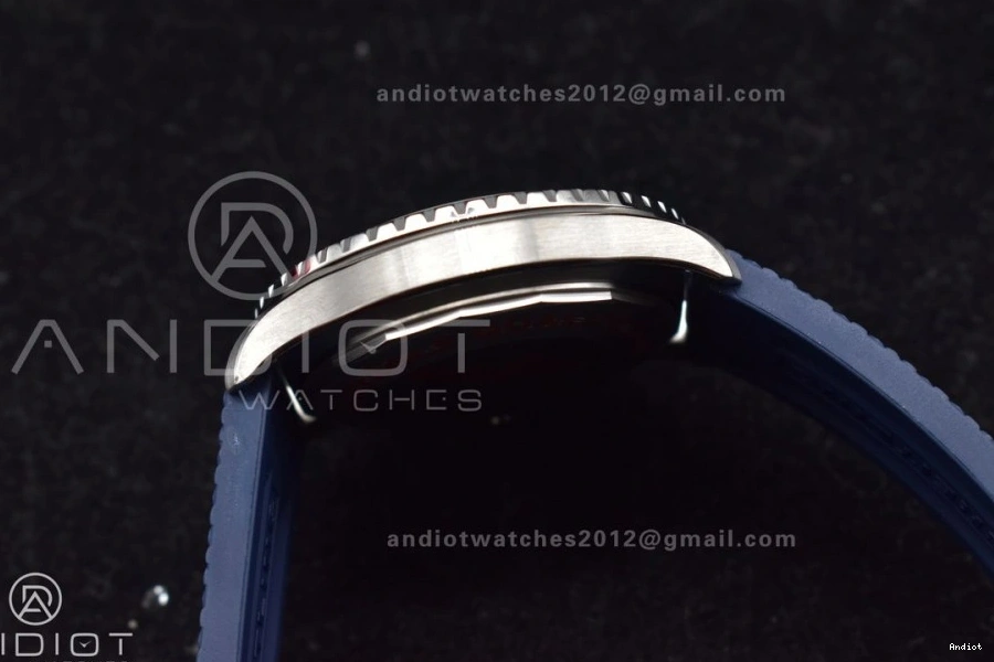 Best 1:1 Blue Rubber SS BLSF A2824 White Dial SuperOcean on Edition Automatic 42 Strap 0414